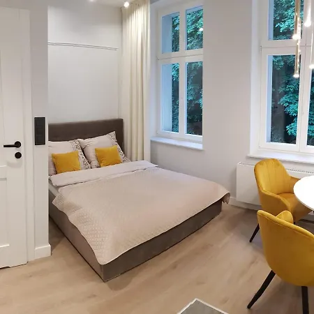 Rent Mariana Mokwy 20