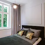Rent Mariana Mokwy 20 سوبوت